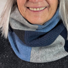 Load image into Gallery viewer, Cashmere, neckwarmer - Woodpecker (large-ish)