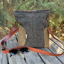 Load image into Gallery viewer, Treshanish, Compass Bag - small