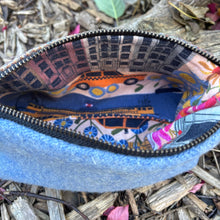 Load image into Gallery viewer, Hemlock, Zip Case, medium (NYC Tea Towel liner)