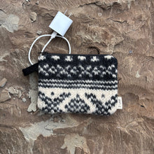 Load image into Gallery viewer, The Birch, Flat Zip Pouch - Jordyn
