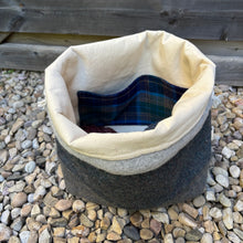 Load image into Gallery viewer, Drawstring Project Bag, large - Drizzling