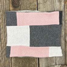 Load image into Gallery viewer, Cashmere, neckwarmer - Snow Finch