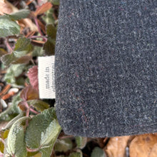 Load image into Gallery viewer, Zip case, small - ’Zaatar’