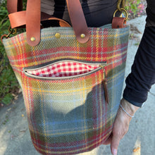 Load image into Gallery viewer, Quarry Tote Bag, large - Pebble