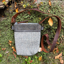 Load image into Gallery viewer, Essential Pouch - Brazeau