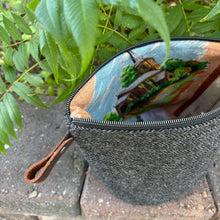 Load image into Gallery viewer, Quarry Pouch, large - Pudgy