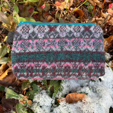 Load image into Gallery viewer, Zip case, small - ’Zaatar’