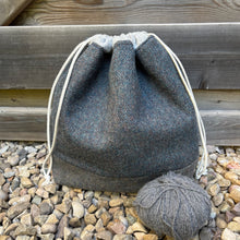 Load image into Gallery viewer, Drawstring Project Bag, large - Drizzling