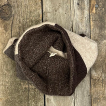 Load image into Gallery viewer, Cashmere, neckwarmer - Stork