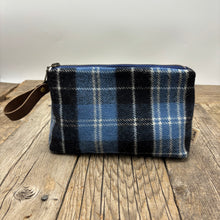 Load image into Gallery viewer, Birch, Zip Case, medium (Paris Tea Towel liner)