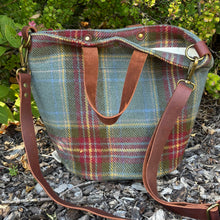 Load image into Gallery viewer, Quarry Tote Bag, large - Pebble