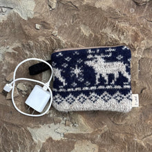 Load image into Gallery viewer, The Birch Flat Zip Pouch - Jada