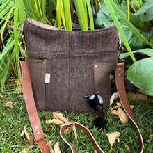 Load image into Gallery viewer, Lismore, Compass Bag - small