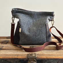 Load image into Gallery viewer, Berneray, Compass Bag - large