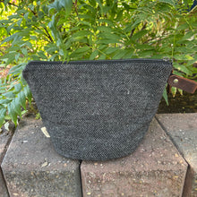 Load image into Gallery viewer, Quarry Pouch, large - Pudgy
