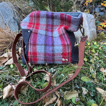 Load image into Gallery viewer, Berneray, Compass Bag - large