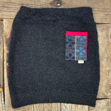 Load image into Gallery viewer, Cairn - S/M