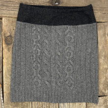 Load image into Gallery viewer, Husky