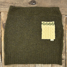 Load image into Gallery viewer, Shar-pei - M/L