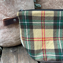 Load image into Gallery viewer, Quarry Pouch - Beefy, Large