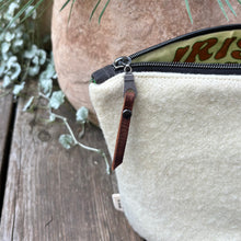 Load image into Gallery viewer, Quarry Pouch - Beefy, Large