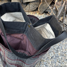 Load image into Gallery viewer, Naito Bucket Bag - Chandon, Large