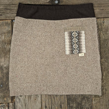 Load image into Gallery viewer, Escalade