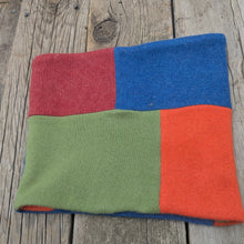 Load image into Gallery viewer, Cashmere, neckwarmer - Parakeet