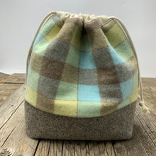 Load image into Gallery viewer, Drawstring, medium - 'Isobar'