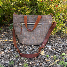 Load image into Gallery viewer, Quarry Tote Bag, large - Sand
