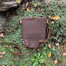 Load image into Gallery viewer, Essential Pouch - Fisher
