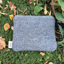 Load image into Gallery viewer, The Birch Flat Zip Pouch - Jada
