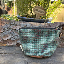 Load image into Gallery viewer, Quarry Pouch, small - Stubbie
