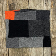 Load image into Gallery viewer, Cashmere, neckwarmer - Catbird (large)
