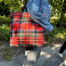 Load image into Gallery viewer, Lumber Duff Tote Bag, huge! - Hedley
