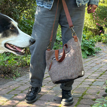 Load image into Gallery viewer, Quarry Tote Bag, large - Sand
