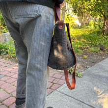 Load image into Gallery viewer, Quarry Tote Bag, large - Granite
