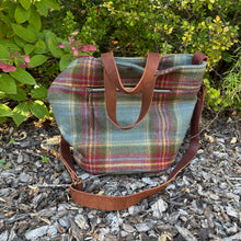 Load image into Gallery viewer, Quarry Tote Bag, large - Pebble
