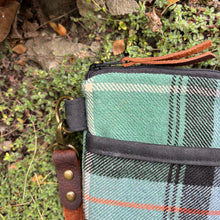 Load image into Gallery viewer, Essential Pouch - Edith Cavell
