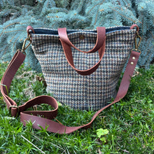 Load image into Gallery viewer, Quarry Tote Bag, large - Gravel
