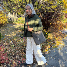 Load image into Gallery viewer, Compass Bag, large - Coll
