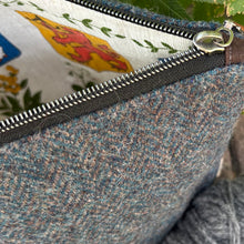 Load image into Gallery viewer, Quarry Pouch, large - Portly
