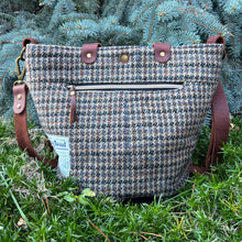 Load image into Gallery viewer, Quarry Tote Bag, large - Gravel
