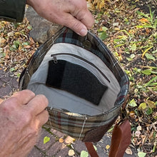 Load image into Gallery viewer, Compass Bag, small - Tiree
