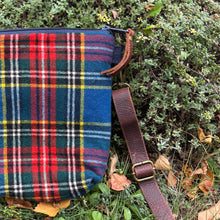 Load image into Gallery viewer, Essential Pouch - Blanca Peak
