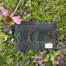 Load image into Gallery viewer, Zip Case, fringed - Olive
