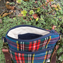 Load image into Gallery viewer, Essential Pouch - Blanca Peak
