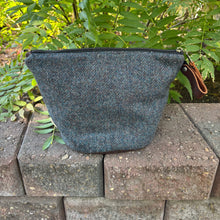 Load image into Gallery viewer, Quarry Pouch, large - Portly
