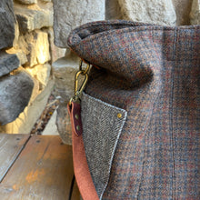 Load image into Gallery viewer, Ben Becula, Compass Bag - large
