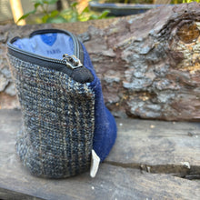 Load image into Gallery viewer, Quarry Pouch, small - Lardy
